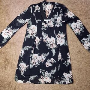 Floral V-Neck Long Sleeve Dress